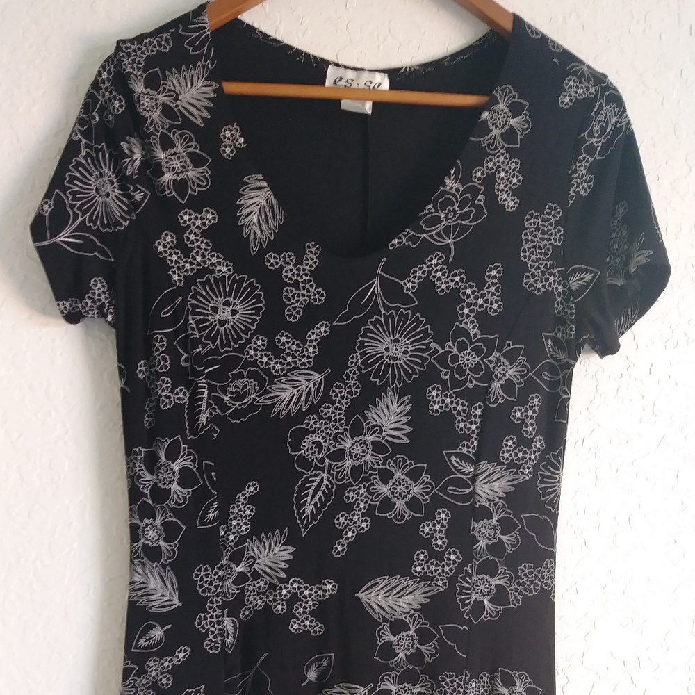 Esse USA Floral Print Dress Size Medium